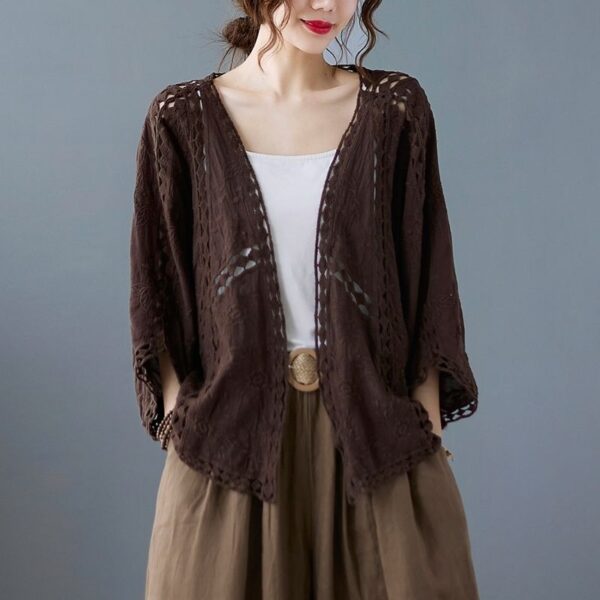 1775131620709--1040993569 LBYE knit sweater